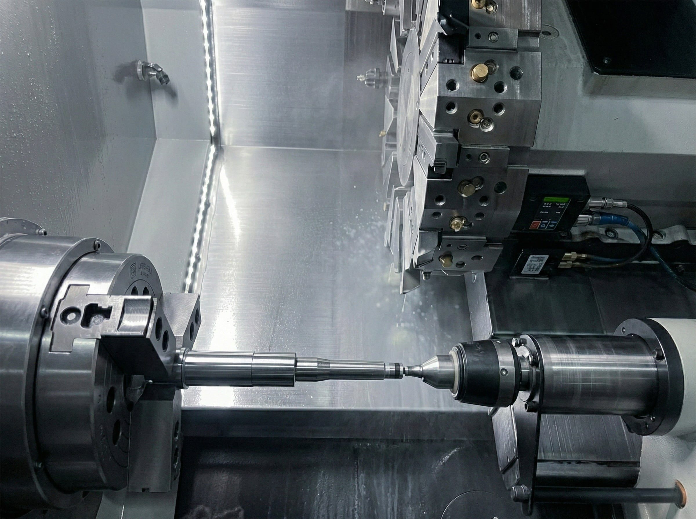 Valve Gate Hot Runner System